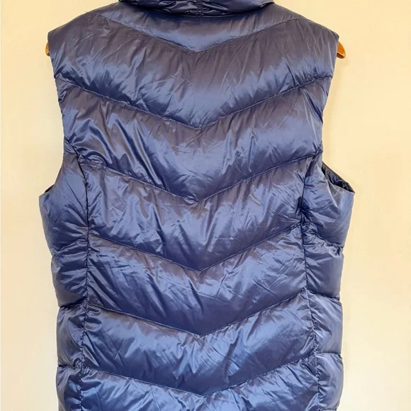 L.L. Bean Blue Quilted Puffer Vest - Picture 2 of 8